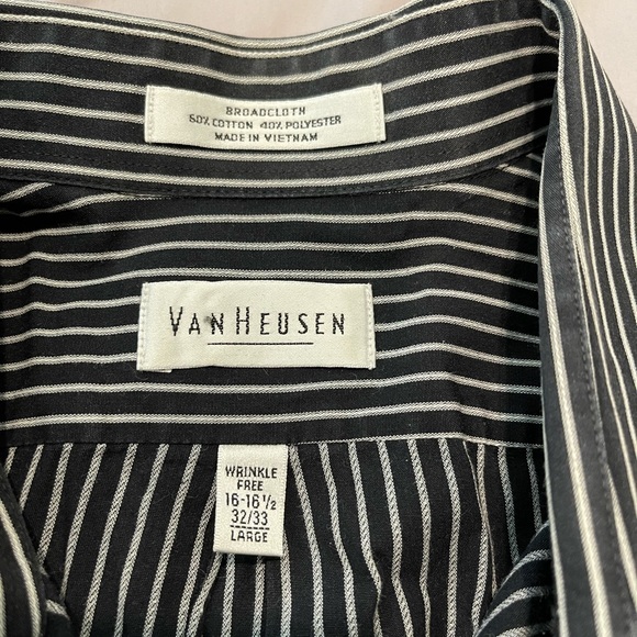 Van Heusen - Picture 2 of 2